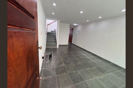 Casa para alugar com 2 quartos, 70m² em Jardim Primavera, São Paulo