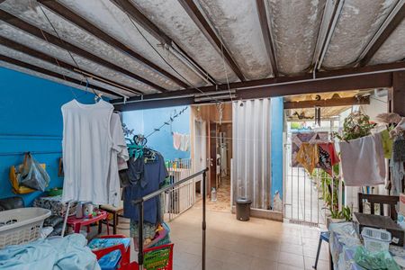 Casa à venda com 200m², 3 quartos e 2 vagasÁrea de Serviço