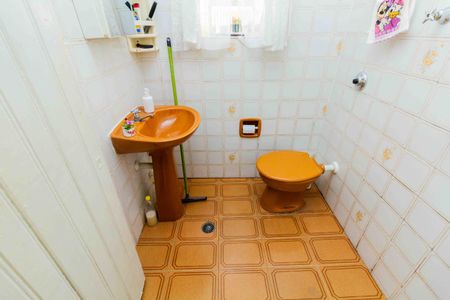 Casa à venda com 80m², 2 quartos e 6 vagasBanheiro