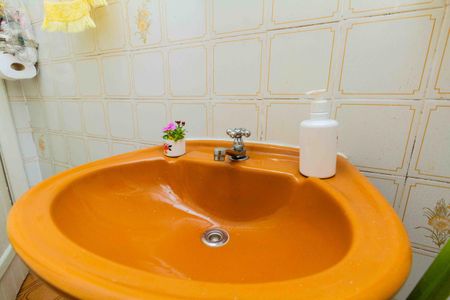 Casa à venda com 80m², 2 quartos e 6 vagasBanheiro