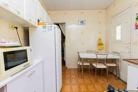 Casa à venda com 80m², 2 quartos e 6 vagasCozinha