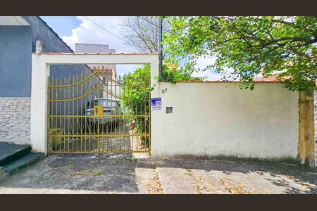 Casa à venda com 80m², 2 quartos e 6 vagasFachada