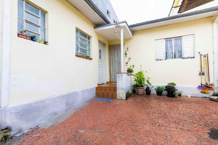 Casa à venda com 80m², 2 quartos e 6 vagasQuintal