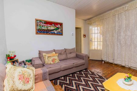 Casa à venda com 80m², 2 quartos e 6 vagasSala