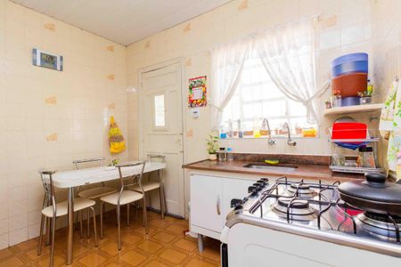 Casa à venda com 80m², 2 quartos e 6 vagasCozinha