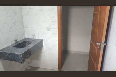Casa à venda com 190m², 3 quartos e 2 vagasBanheiro 1