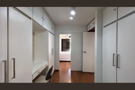 Apartamento para alugar com 58m², 1 quarto e 1 vagaCloset da suíte