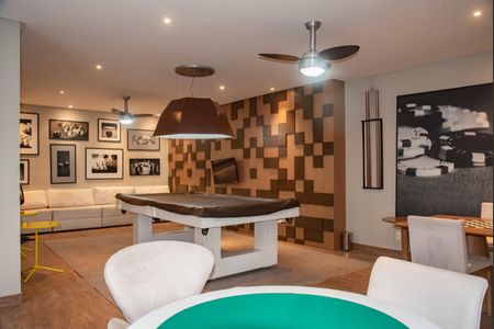 Apartamento para alugar com 68m², 2 quartos e 1 vaga Apartamento para alugar com 68m², 2 quartos e 1 vagaÁrea comum - Salão de jogos