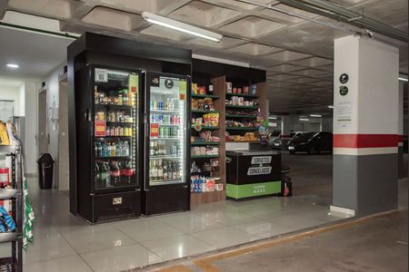 Apartamento para alugar com 68m², 2 quartos e 1 vaga Apartamento para alugar com 68m², 2 quartos e 1 vagaÁrea comum - Loja de conveniência