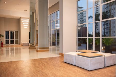 Apartamento para alugar com 68m², 2 quartos e 1 vaga Apartamento para alugar com 68m², 2 quartos e 1 vagaHall social