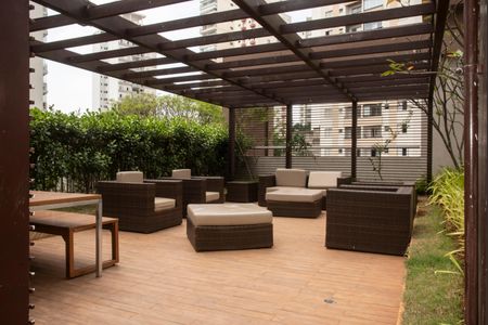 Apartamento para alugar com 68m², 2 quartos e 1 vaga Apartamento para alugar com 68m², 2 quartos e 1 vagaÁrea comum - Pátio central