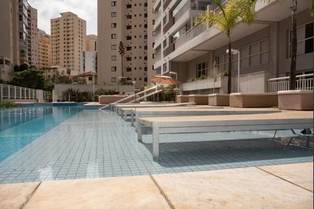 Apartamento para alugar com 68m², 2 quartos e 1 vaga Apartamento para alugar com 68m², 2 quartos e 1 vagaÁrea comum - Piscina