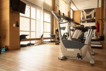 Apartamento para alugar com 68m², 2 quartos e 1 vaga Apartamento para alugar com 68m², 2 quartos e 1 vagaÁrea comum - Academia