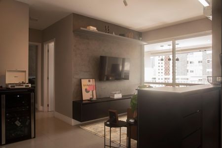 Apartamento para alugar com 68m², 2 quartos e 1 vagaSala