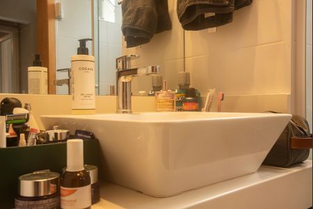 Apartamento para alugar com 68m², 2 quartos e 1 vagaBanheiro da Suíte