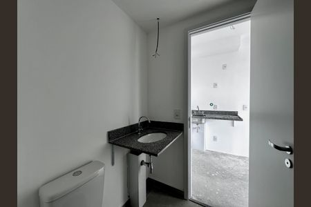 Apartamento para alugar com 25m², 0 quarto e sem vaga Apartamento para alugar com 25m², 0 quarto e sem vagaBanheiro