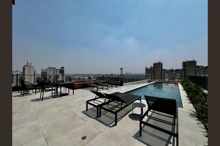 Apartamento para alugar com 25m², 0 quarto e sem vaga Apartamento para alugar com 25m², 0 quarto e sem vagaPiscina