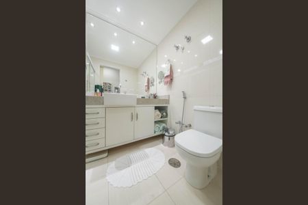 Apartamento à venda com 126m², 3 quartos e 2 vagasBanheiro da Suíte