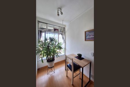 Apartamento à venda com 84m², 3 quartos e sem vaga Apartamento à venda com 84m², 3 quartos e sem vagaSala