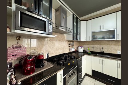 Casa à venda com 242m², 4 quartos e 4 vagasCozinha