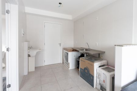 Apartamento à venda com 37m², 1 quarto e sem vaga Apartamento à venda com 37m², 1 quarto e sem vagaCozinha e Área de Serviço