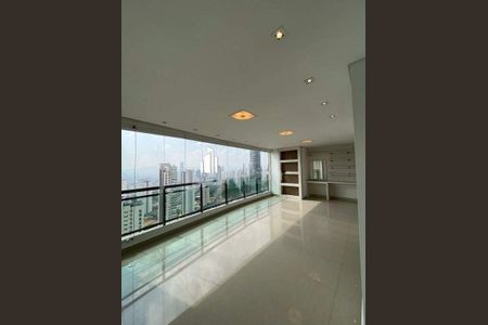 Apartamento para alugar com 345m², 4 quartos e 5 vagas