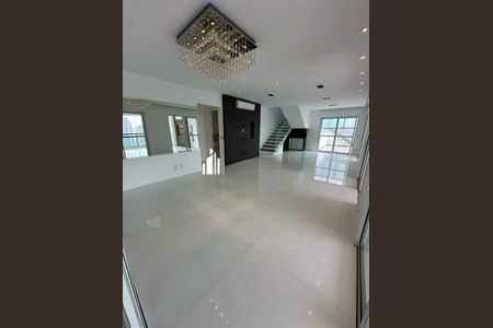 Apartamento para alugar com 345m², 4 quartos e 5 vagas