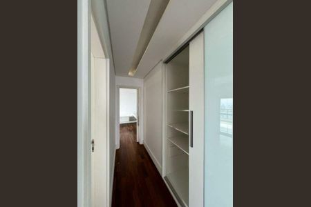 Apartamento para alugar com 345m², 4 quartos e 5 vagas