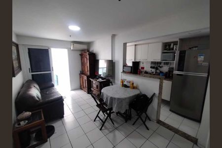 Apartamento à venda com 70m², 2 quartos e 1 vaga
