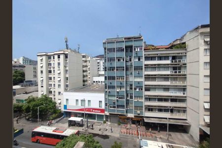 Apartamento à venda com 70m², 2 quartos e 1 vaga