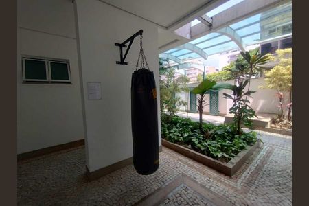 Apartamento à venda com 70m², 2 quartos e 1 vaga