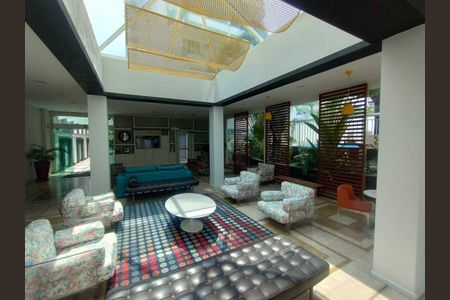 Apartamento à venda com 70m², 2 quartos e 1 vaga