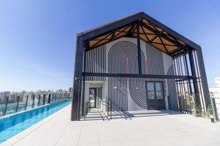 Studio para alugar com 28m², 1 quarto e sem vaga Studio para alugar com 28m², 1 quarto e sem vagaÁrea comum - Piscina