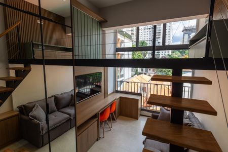 Studio para alugar com 28m², 1 quarto e sem vaga Studio para alugar com 28m², 1 quarto e sem vagaStúdio Mezanino