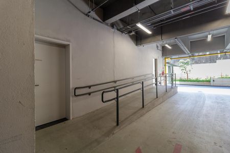 Studio para alugar com 28m², 1 quarto e sem vaga Studio para alugar com 28m², 1 quarto e sem vagaRampa de acesso