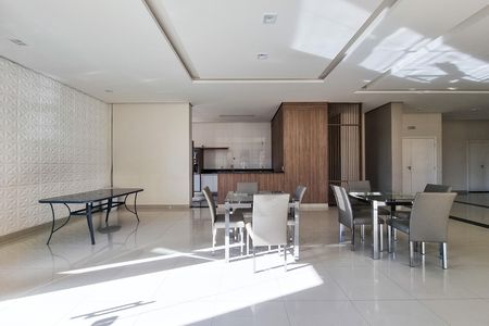 Apartamento para alugar com 75m², 2 quartos e 2 vagasÁrea comum - Salão de festas