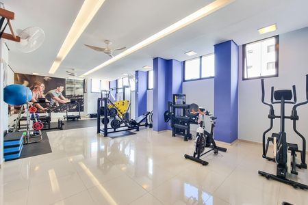 Apartamento para alugar com 75m², 2 quartos e 2 vagasÁrea comum - Academia