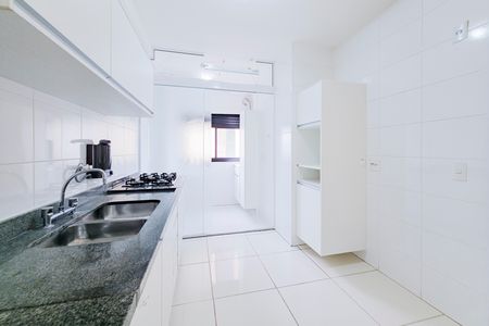 Apartamento para alugar com 75m², 2 quartos e 2 vagas Apartamento para alugar com 75m², 2 quartos e 2 vagasCozinha e Área de Serviço