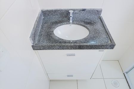Apartamento para alugar com 75m², 2 quartos e 2 vagas Apartamento para alugar com 75m², 2 quartos e 2 vagasBanheiro