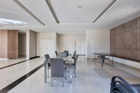 Apartamento para alugar com 75m², 2 quartos e 2 vagasÁrea comum - Salão de festas