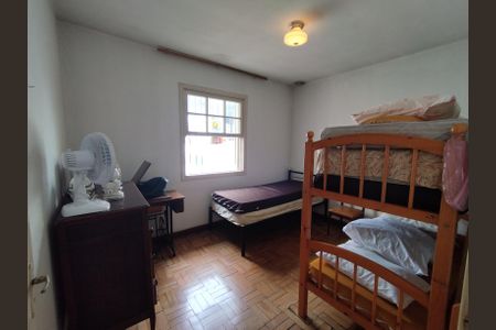 Casa à venda com 150m², 3 quartos e 2 vagasQuarto 2