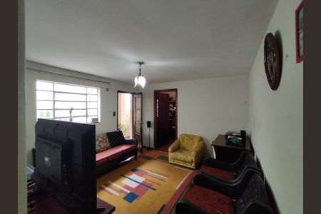 Casa à venda com 150m², 3 quartos e 2 vagasSala