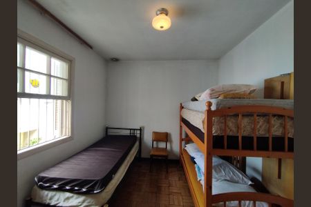 Casa à venda com 150m², 3 quartos e 2 vagasQuarto 2