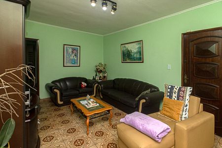Casa à venda com 200m², 2 quartos e 3 vagas Casa à venda com 200m², 2 quartos e 3 vagasSala