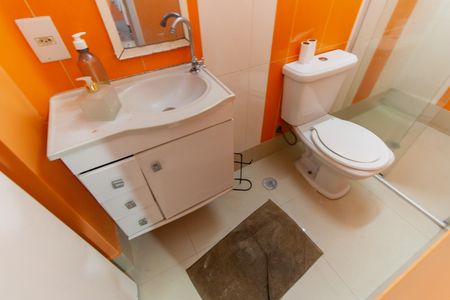 Casa à venda com 217m², 3 quartos e 2 vagasEdícula - Banheiro