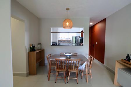 Apartamento para alugar com 100m², 3 quartos e 2 vagasSala