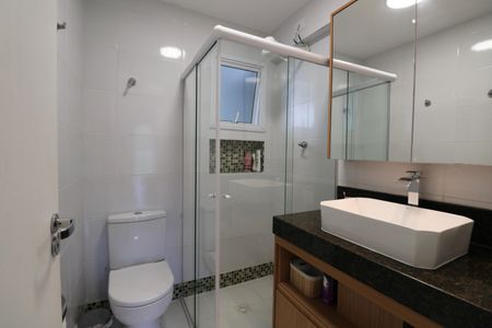 Apartamento para alugar com 100m², 3 quartos e 2 vagasBanheiro Social