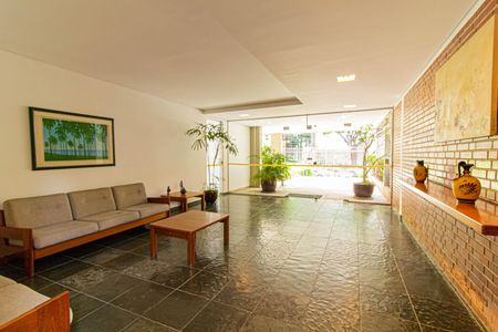 Apartamento à venda com 117m², 3 quartos e 2 vagasHall Social