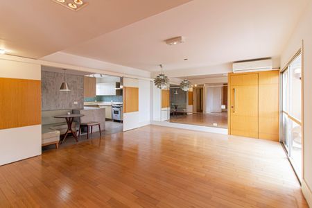 Apartamento à venda com 117m², 3 quartos e 2 vagasSala