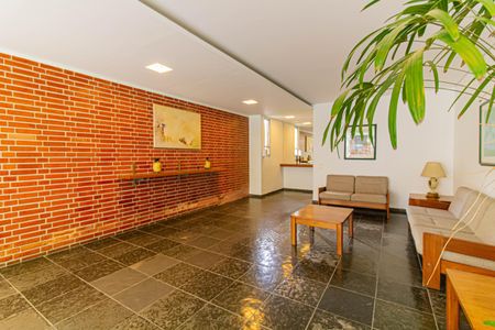 Apartamento à venda com 117m², 3 quartos e 2 vagasHall Social